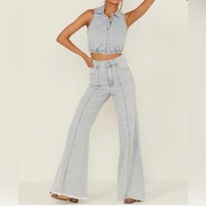 Show me your MuMu Western jean set — Excellent condition!